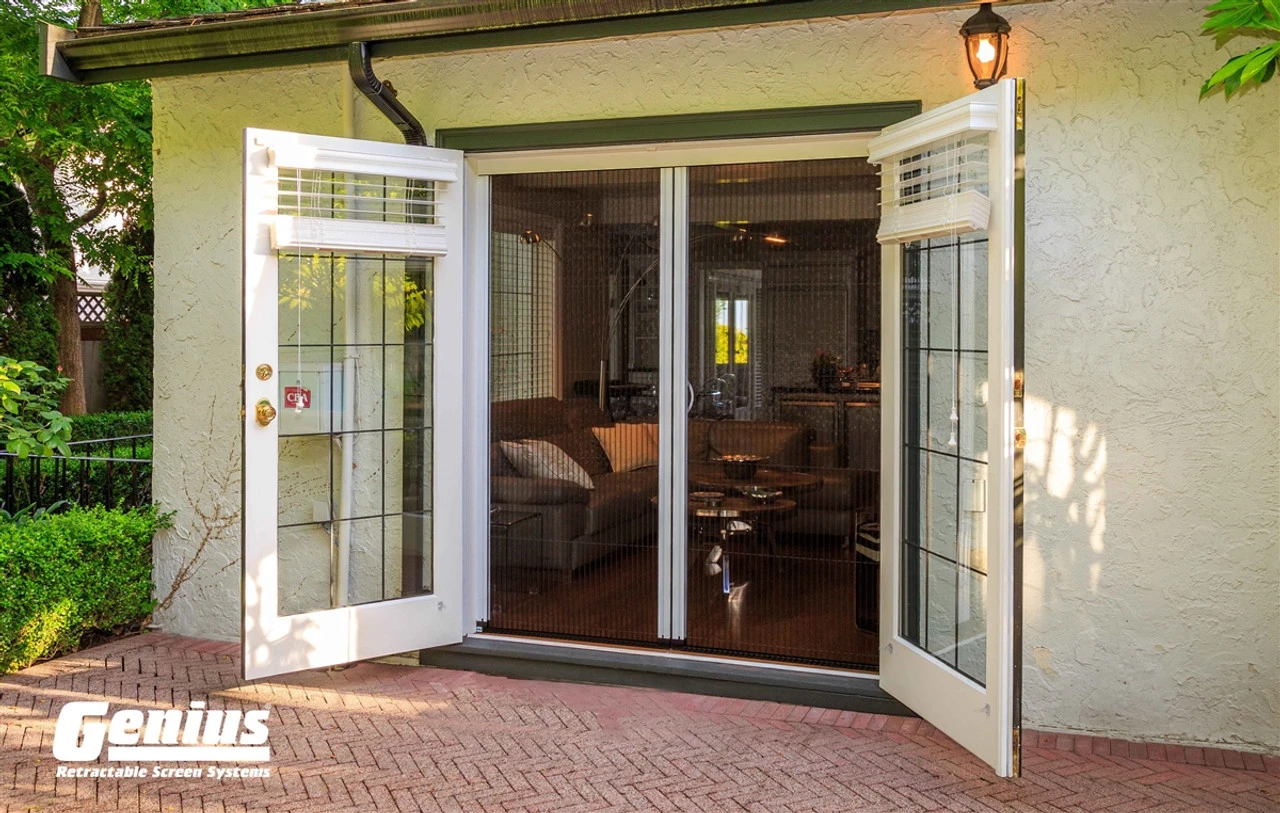 Sheer Classic 2-Panel Retractable Screen